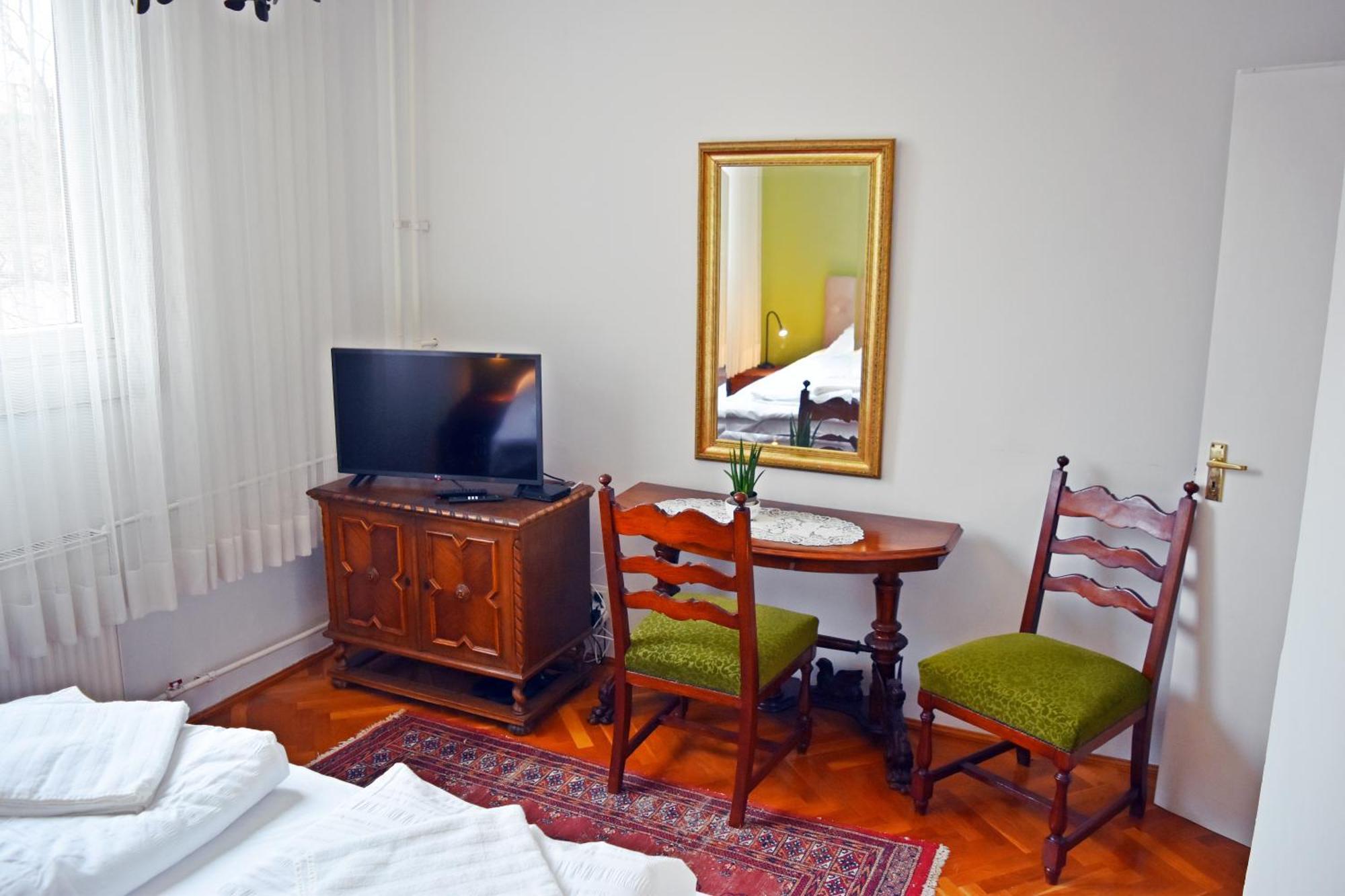 Belvarosi Classic Apartman 85 Square Meters 솜버트헤이 외부 사진